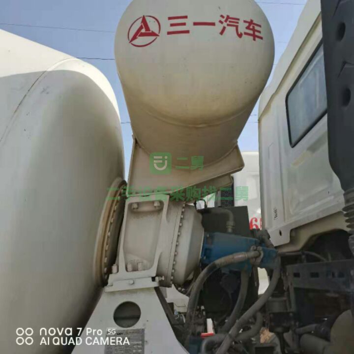 出售一臺18年5月三一大12方攪拌車，336馬力濰柴發動機