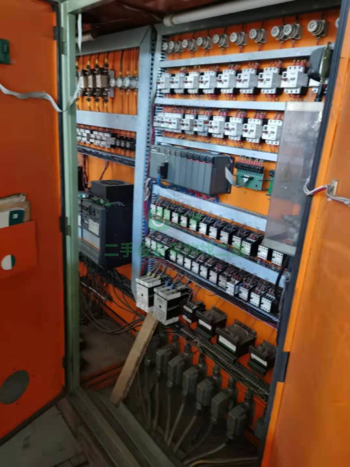 出售二手八成新的險峰機床廠M84100B軋輥磨床
