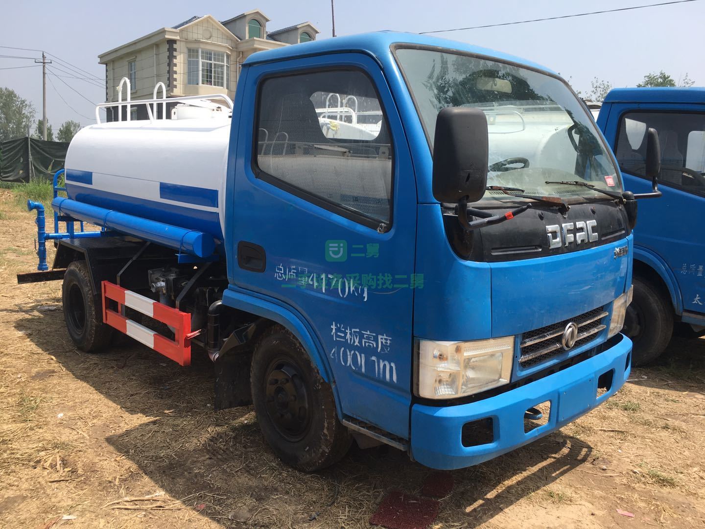 山東出售東風(fēng)12方二手灑水車
