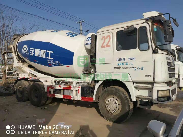 出售14年德龍國四攪拌車，濰柴發動機336力，進口減速機