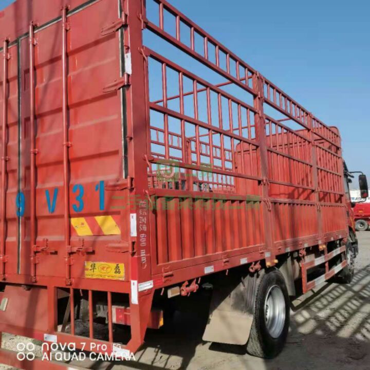 出售20年6.8米高欄貨車8速，245馬力，康明斯發動機
