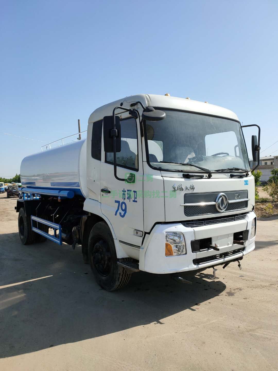 山東出售二手的小型東風3噸農用灑水車