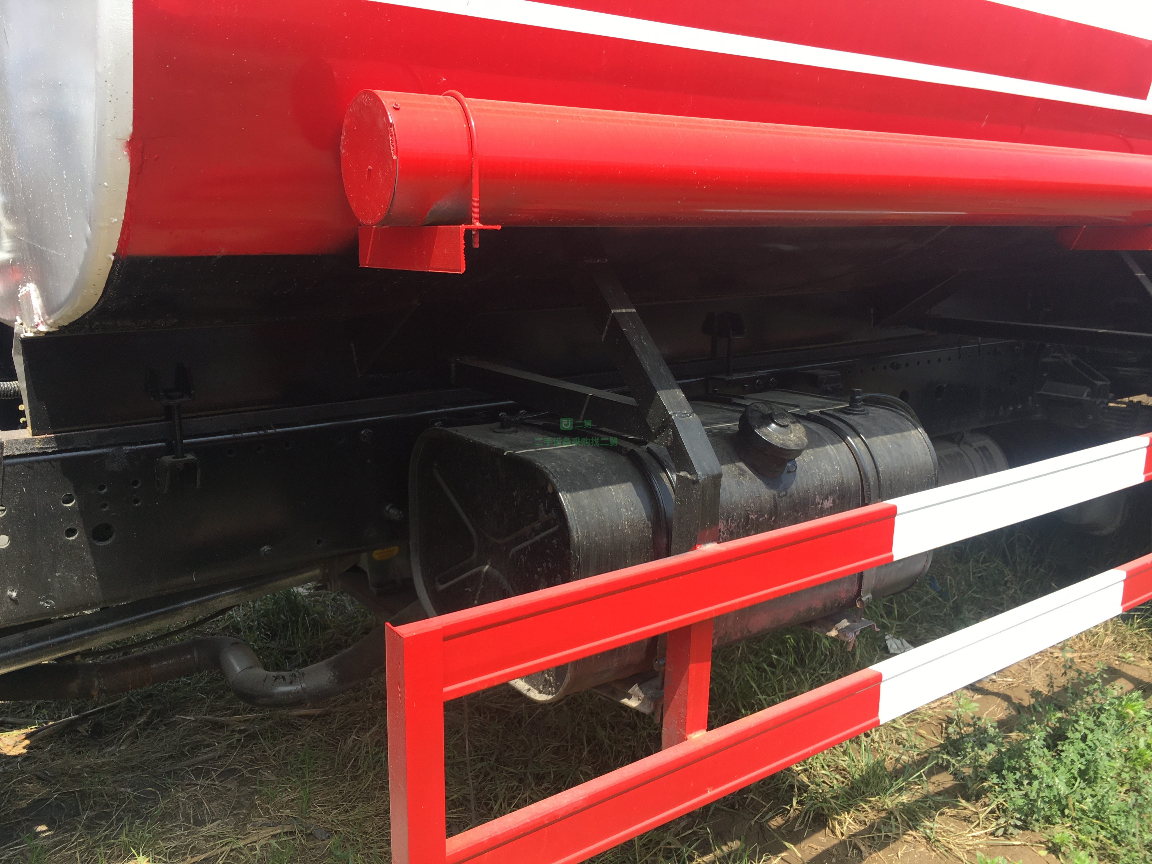 低價出售二手15方東風灑水車 包運輸