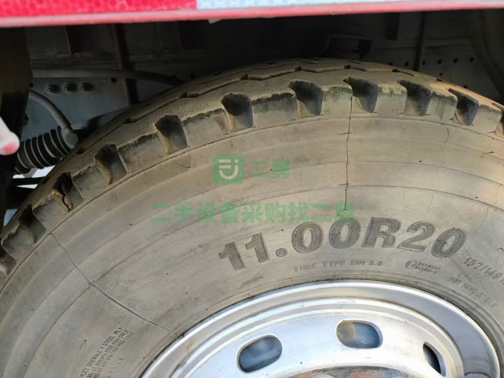 出售18年的陜汽軒德X6前四后四7.7米平板貨車