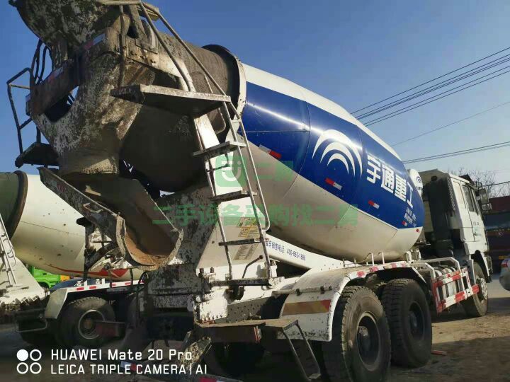 出售14年德龍國四攪拌車，濰柴發動機336力，進口減速機