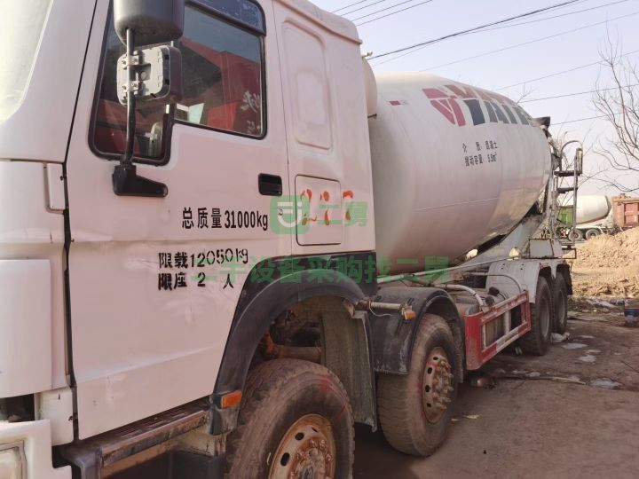 出售15年國四豪沃唐宏大12方攪拌車