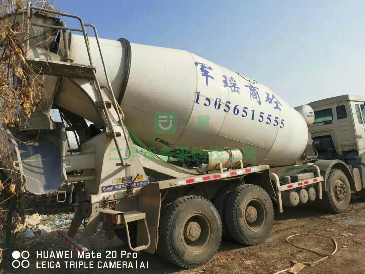 出售20年豪沃國(guó)五輕量化攪拌車 德國(guó)曼發(fā)動(dòng)機(jī)  340馬力