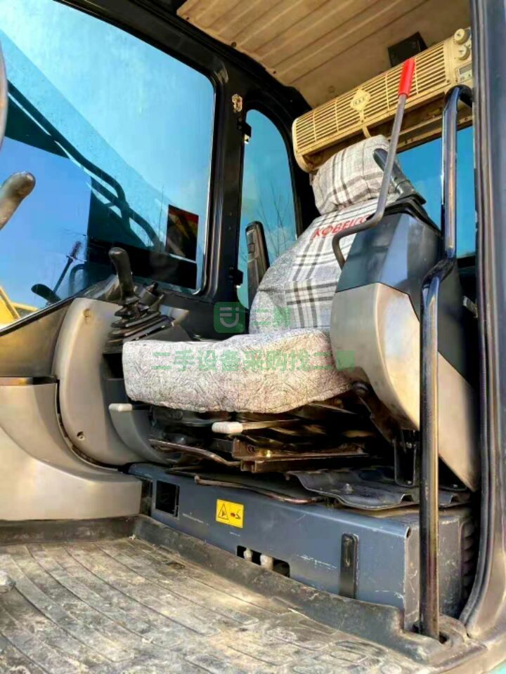 出售神鋼200超8挖掘機(jī)車況精品  怠速隨便玩