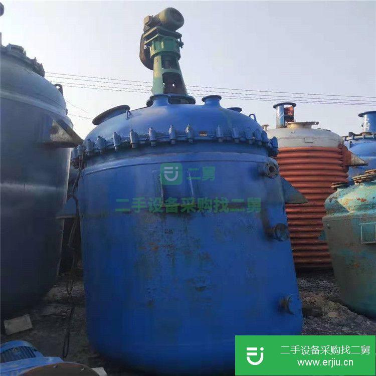 山東出售二手5方搪瓷反應(yīng)釜