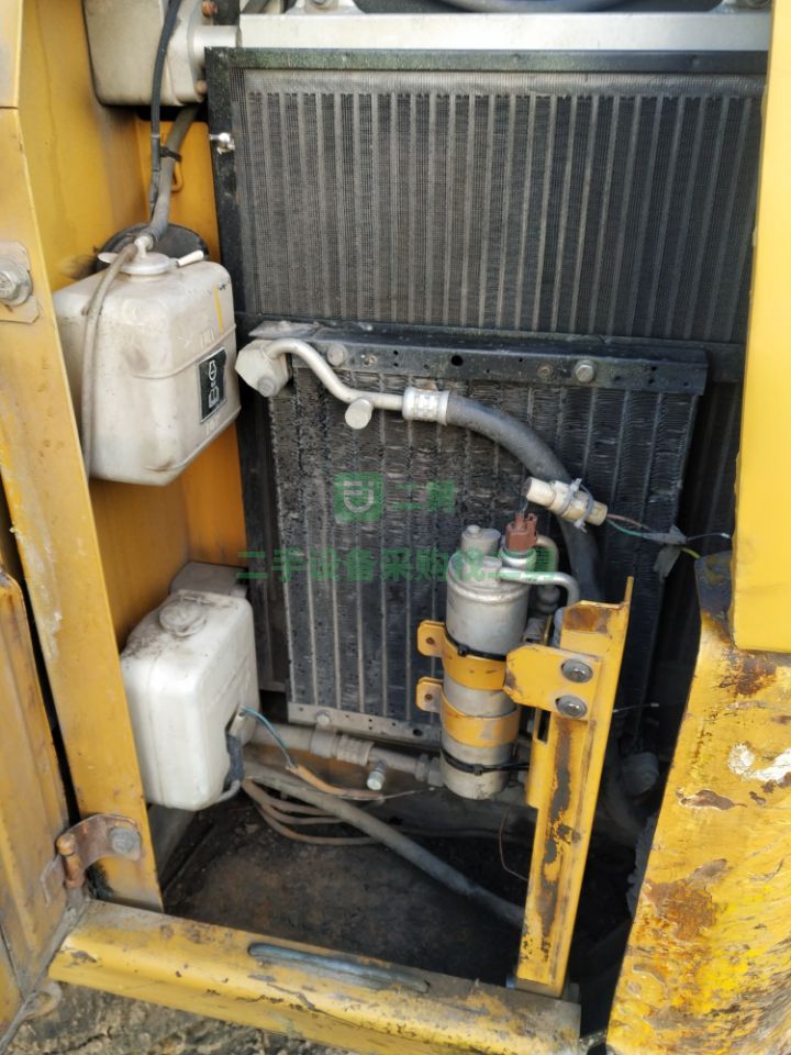 山東出售二手八成新的卡特挖掘機306手續齊全