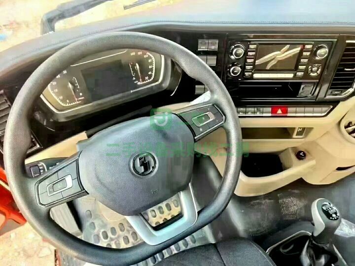 出售德龍新M3000S牽引車430馬力，活動有量