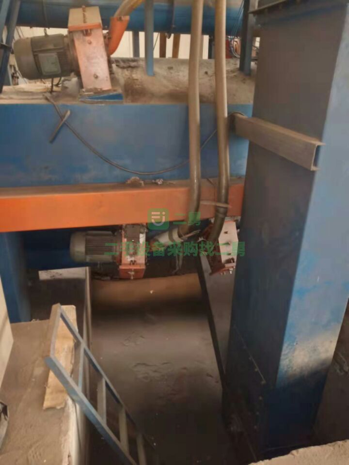出售一臺精品多功能通過式拋丸機
