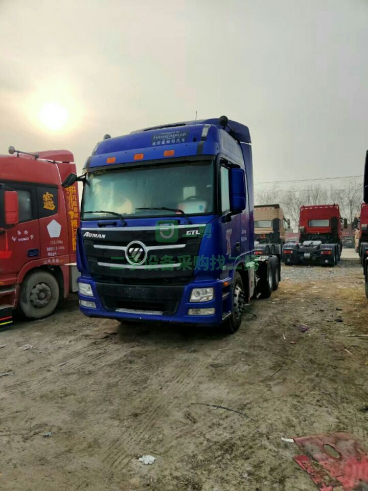 出售國四歐曼牽引車16年5月份上戶的430馬力雙驅輕體車