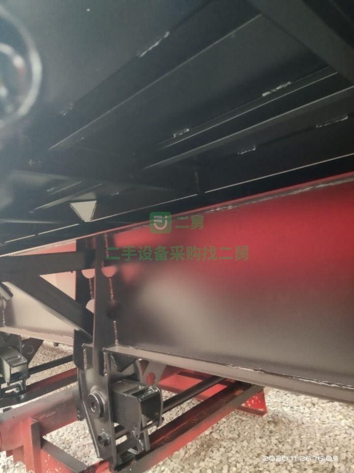 山東出售山東華興13米標箱側翻半掛車