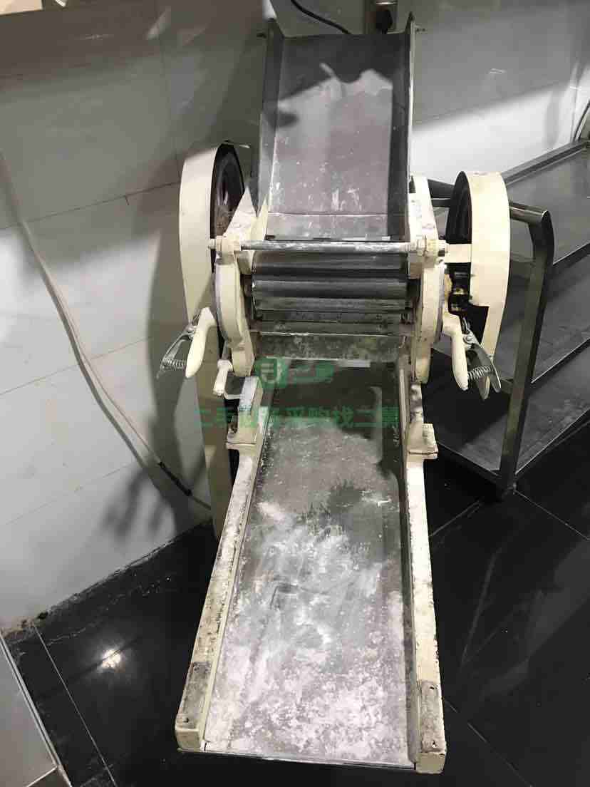 山東出售二手八成新的壓面機