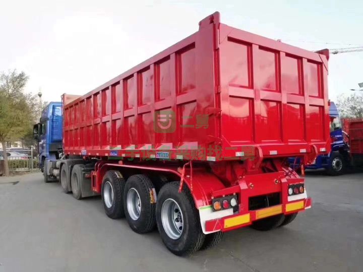 山東出售山東華興半掛車(chē)9米1.5米高一體后翻自卸