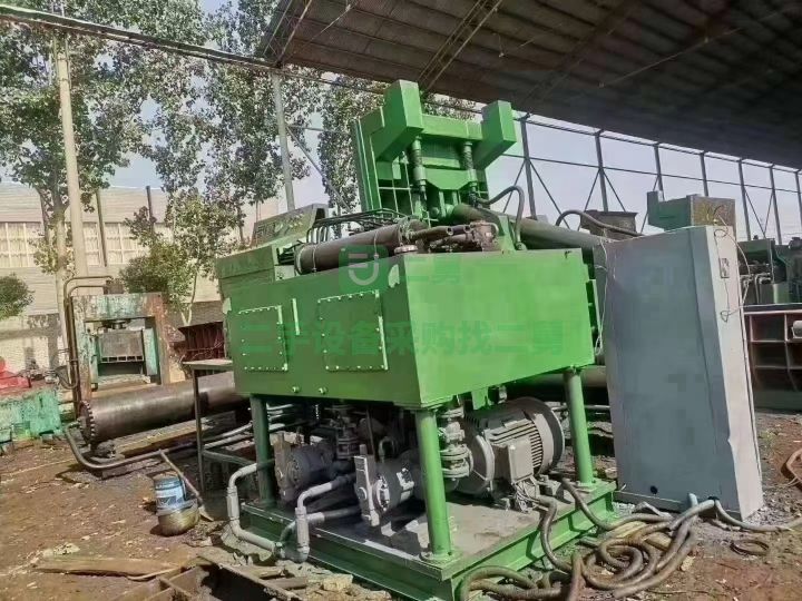 重慶出售二手八成新的華宏315噸金屬壓塊機