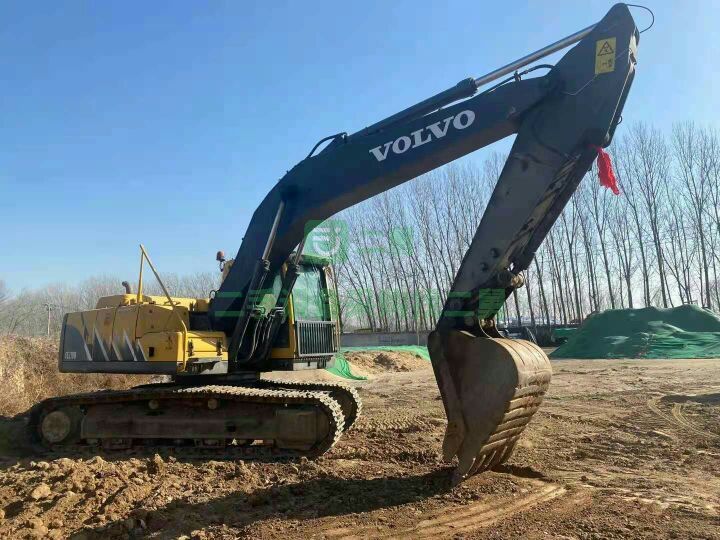 出售16年新款高壓共軌沃爾沃210挖掘機