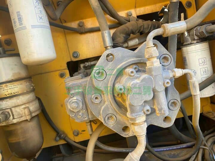 出售16年新款高壓共軌沃爾沃210挖掘機