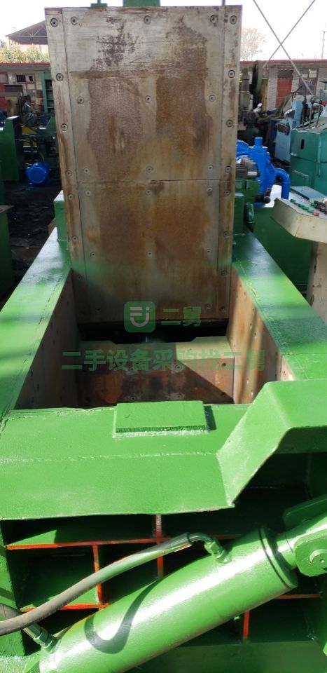出售二手的17年的江陰華宏125全自動(dòng)壓塊機(jī)
