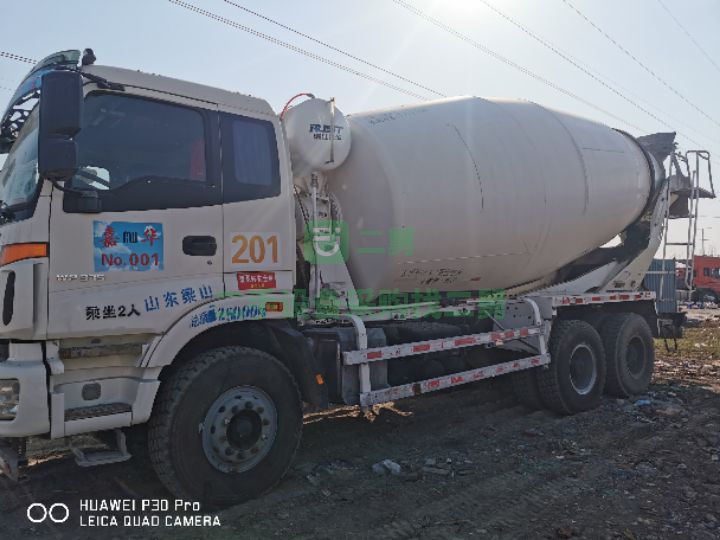 出售二手19年的歐曼瑞江大14方水泥攪拌車