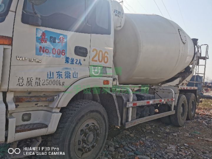 出售二手19年的歐曼瑞江大14方水泥攪拌車