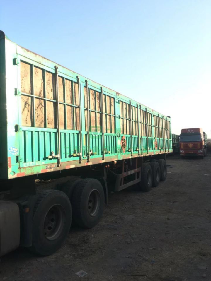 出售牽引車德龍M3000/430馬力車齡8個月，帶四路監控，車筐不用考慮