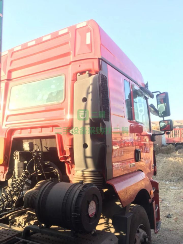 出售牽引車德龍M3000/430馬力車齡8個月，帶四路監控，車筐不用考慮