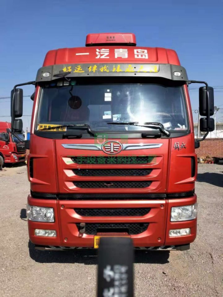 出售牽引車17年5月悍V375雙驅(qū)國(guó)五排放濰柴機(jī)器