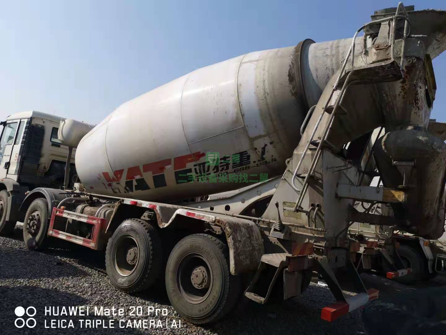 出售多臺(tái)19年國(guó)五豪沃亞特輕量化攪拌車(chē)，德國(guó)曼發(fā)動(dòng)機(jī)