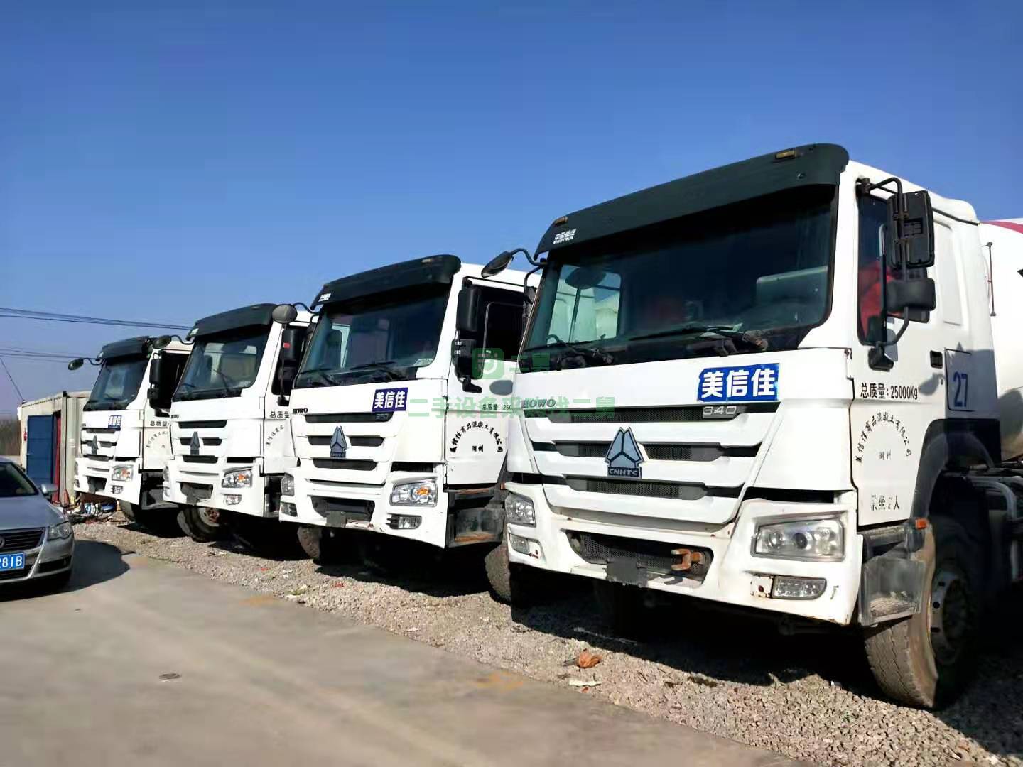 出售17年豪沃三一上裝攪拌車  大十二拉十四方