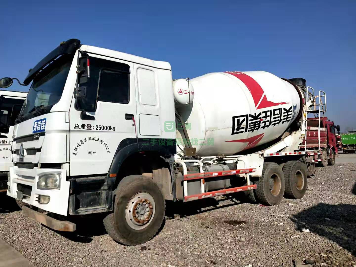 出售17年豪沃三一上裝攪拌車  大十二拉十四方