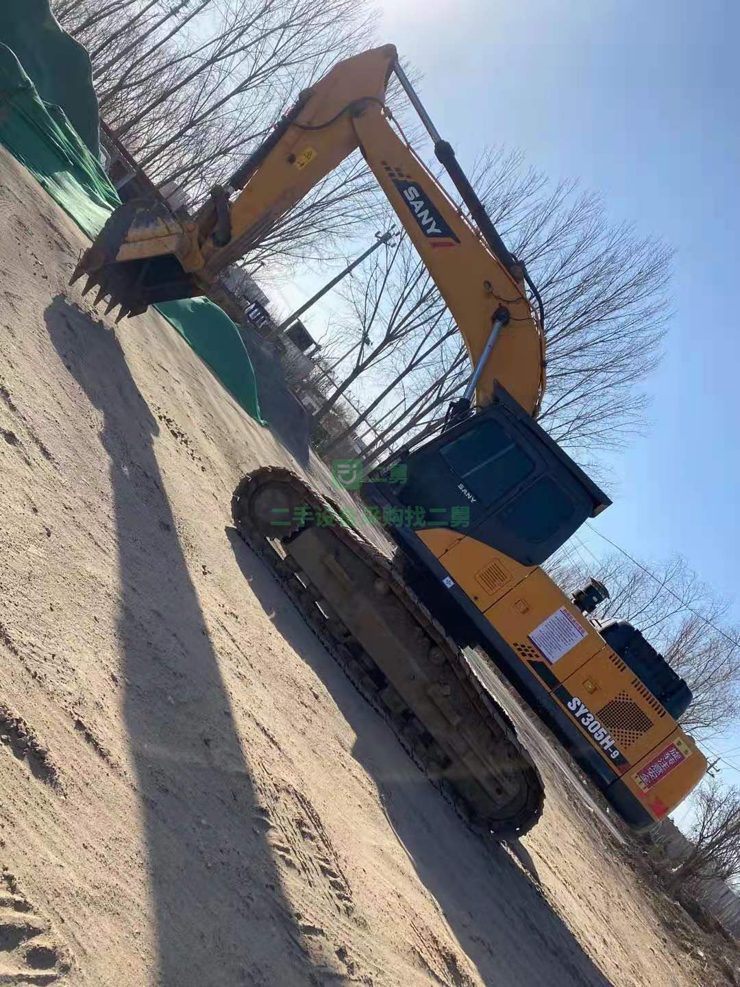 出售一臺三一305/9挖掘機車況良好性能無敵