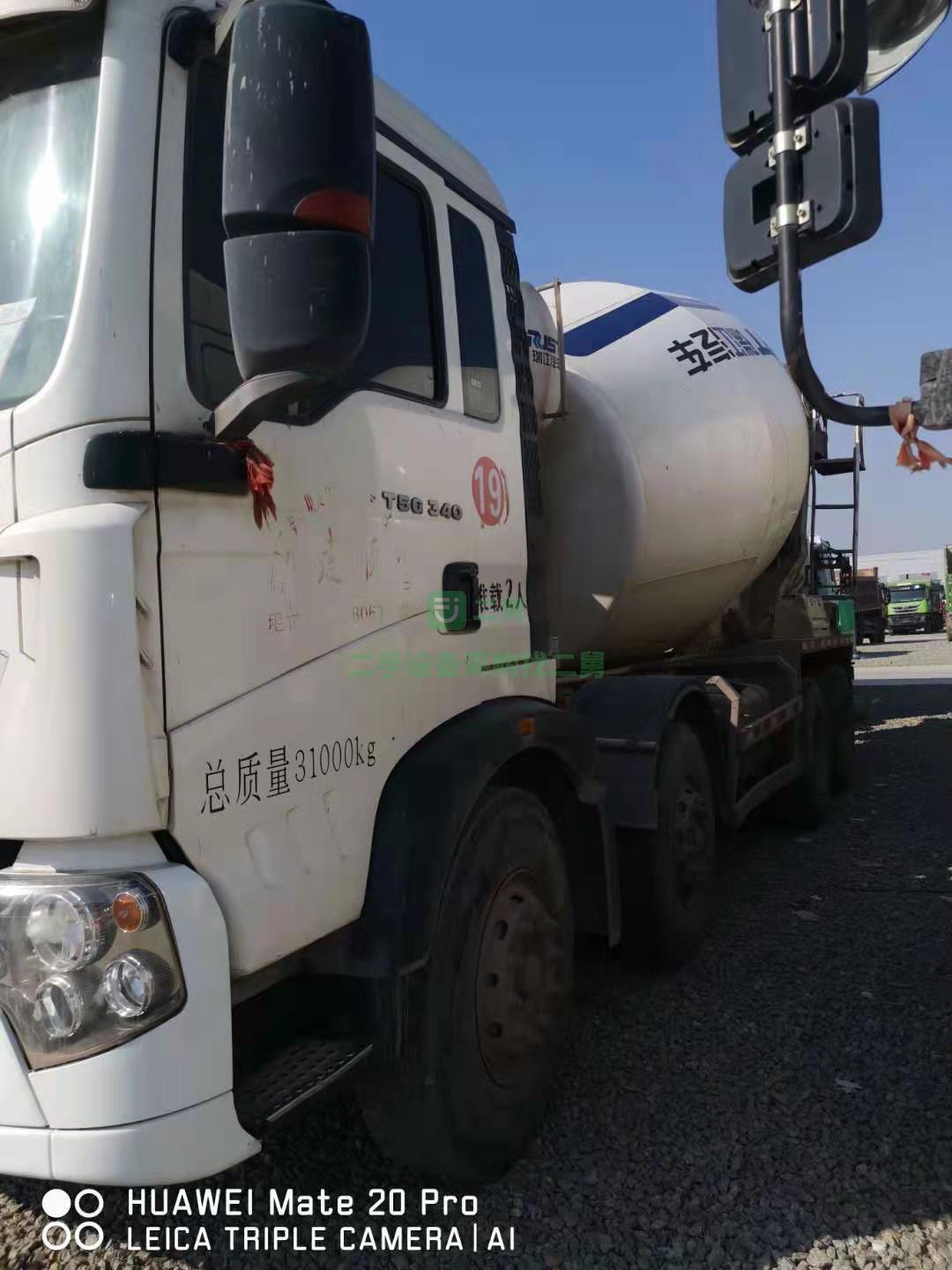 出售一臺19年豪沃國五輕量化攪拌車，德國曼發動機