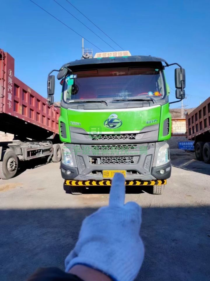 出售19年上戶精品乘龍H7后八輪自卸車