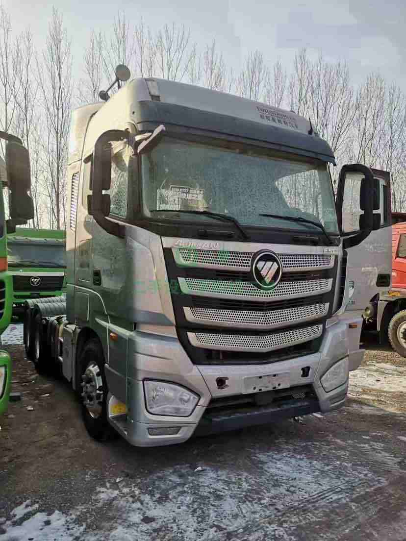 出售二手歐曼九成新的牽引車