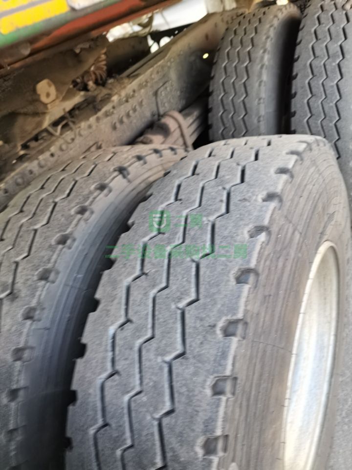山東出售二手九成新的捍威430牽引車
