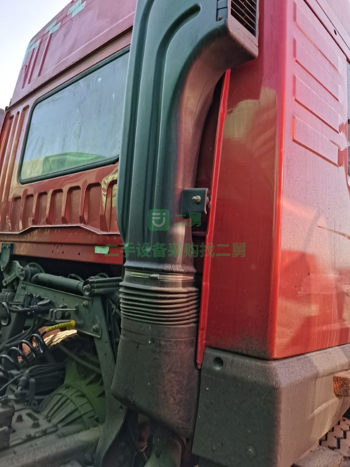 山東出售二手九成新的捍威430牽引車