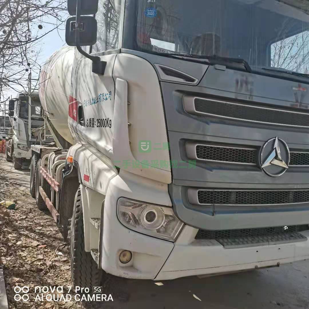 出售一臺16年國四三一攪拌車，10方