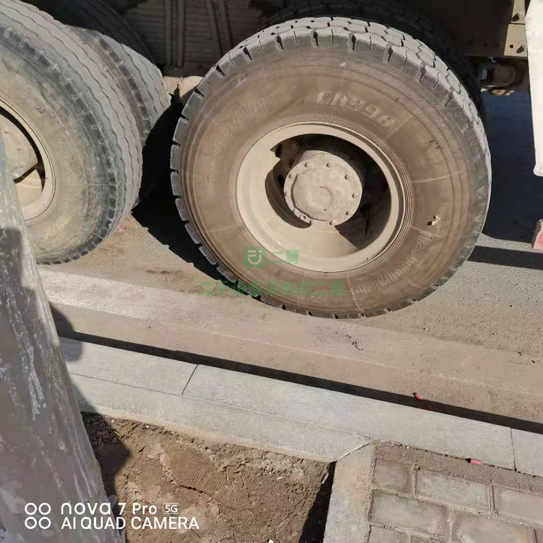 出售一臺18年歐曼瑞江大20方攪拌車，375馬力