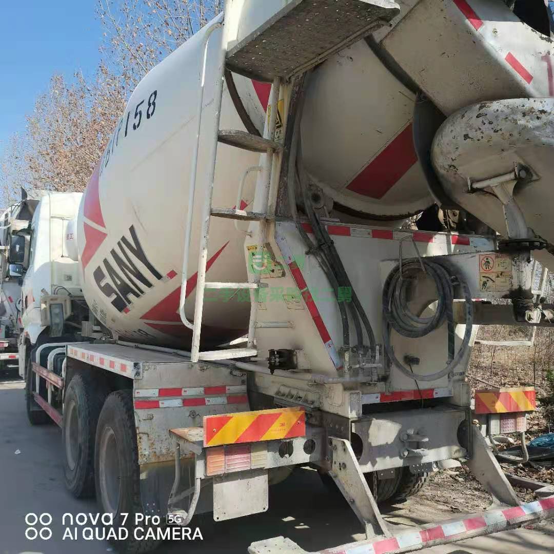 出售一臺16年國四三一攪拌車，10方