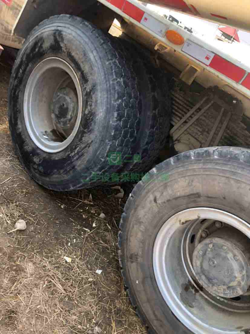 出售豪沃三一380馬力，國五17年2月，大20方攪拌車，車況精品