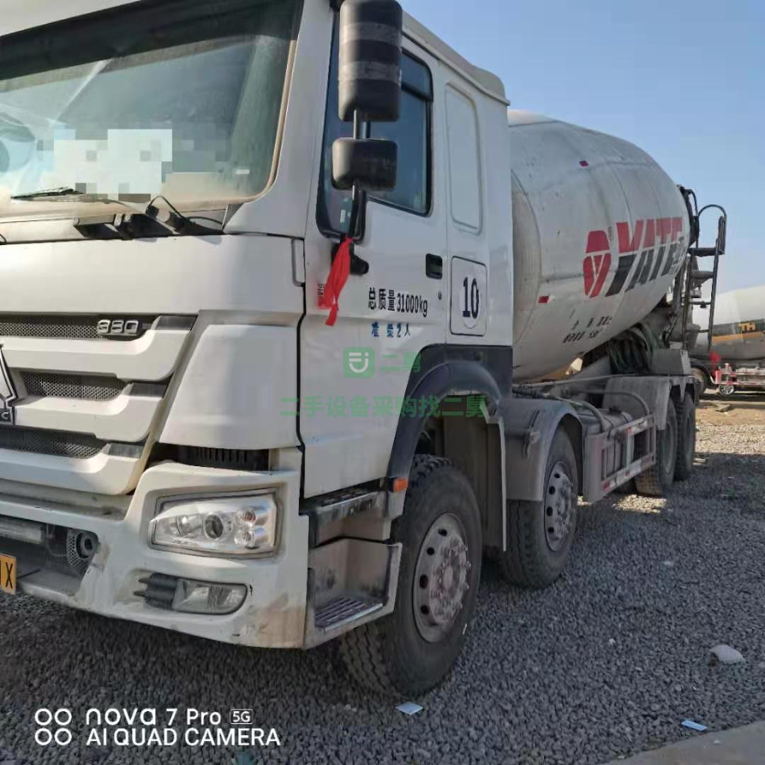 出售一臺17年豪沃亞特上裝大20方攪拌車