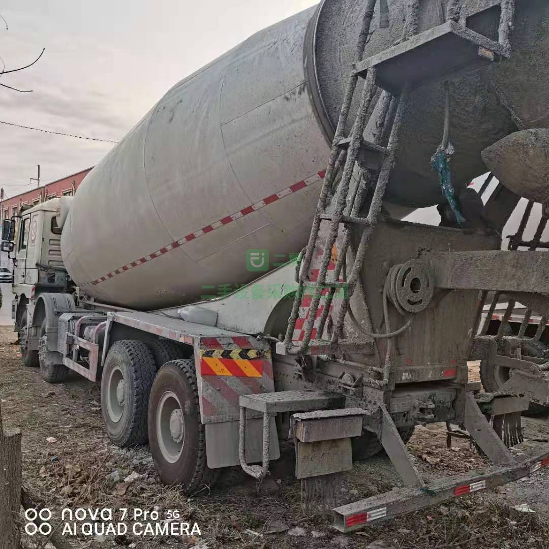 出售一臺18年國五德龍大20方攪拌車，唐鴻上裝