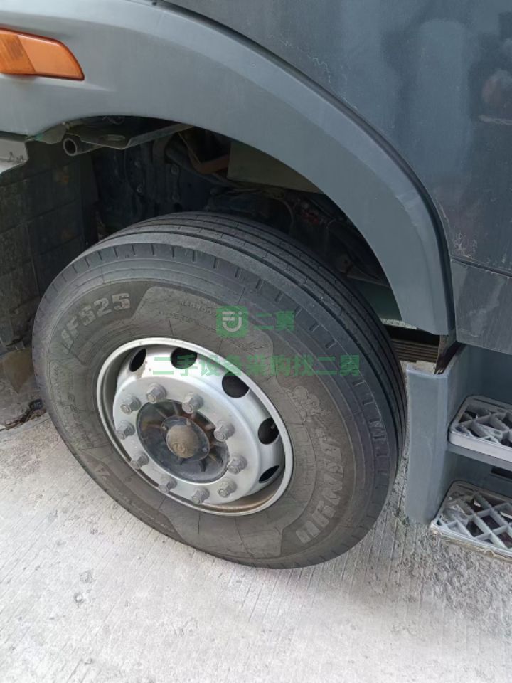 遼寧出售二手的解放青島一汽捍威260馬力貨車