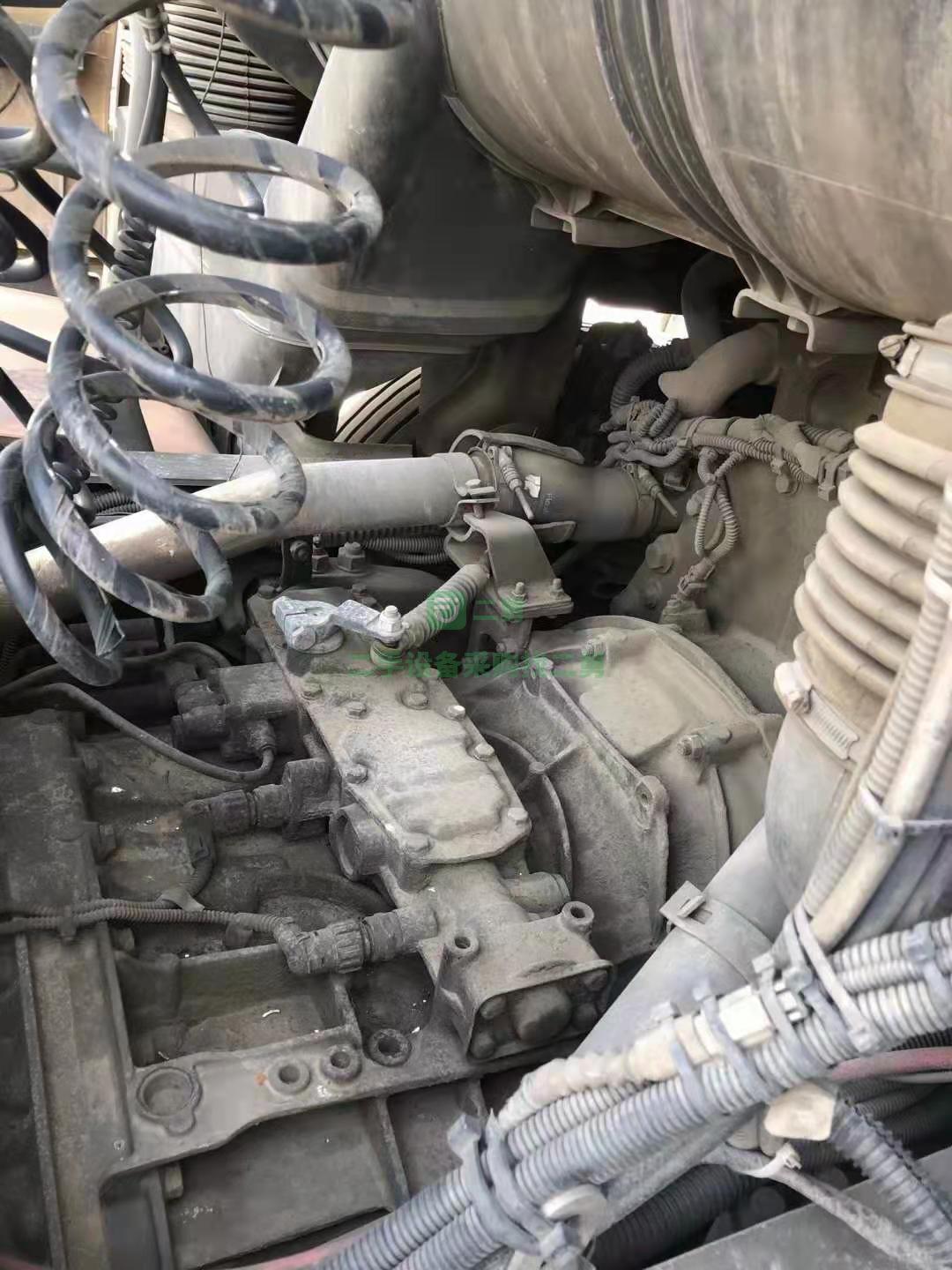 出售一臺17年6月汕德卡C7牽引車，540馬力