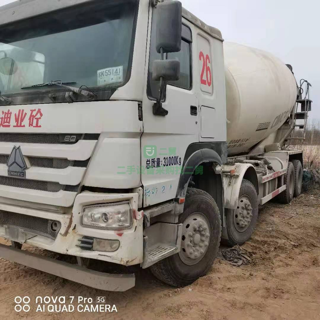 出售一臺18年國五20方豪沃380攪拌車，中集上裝