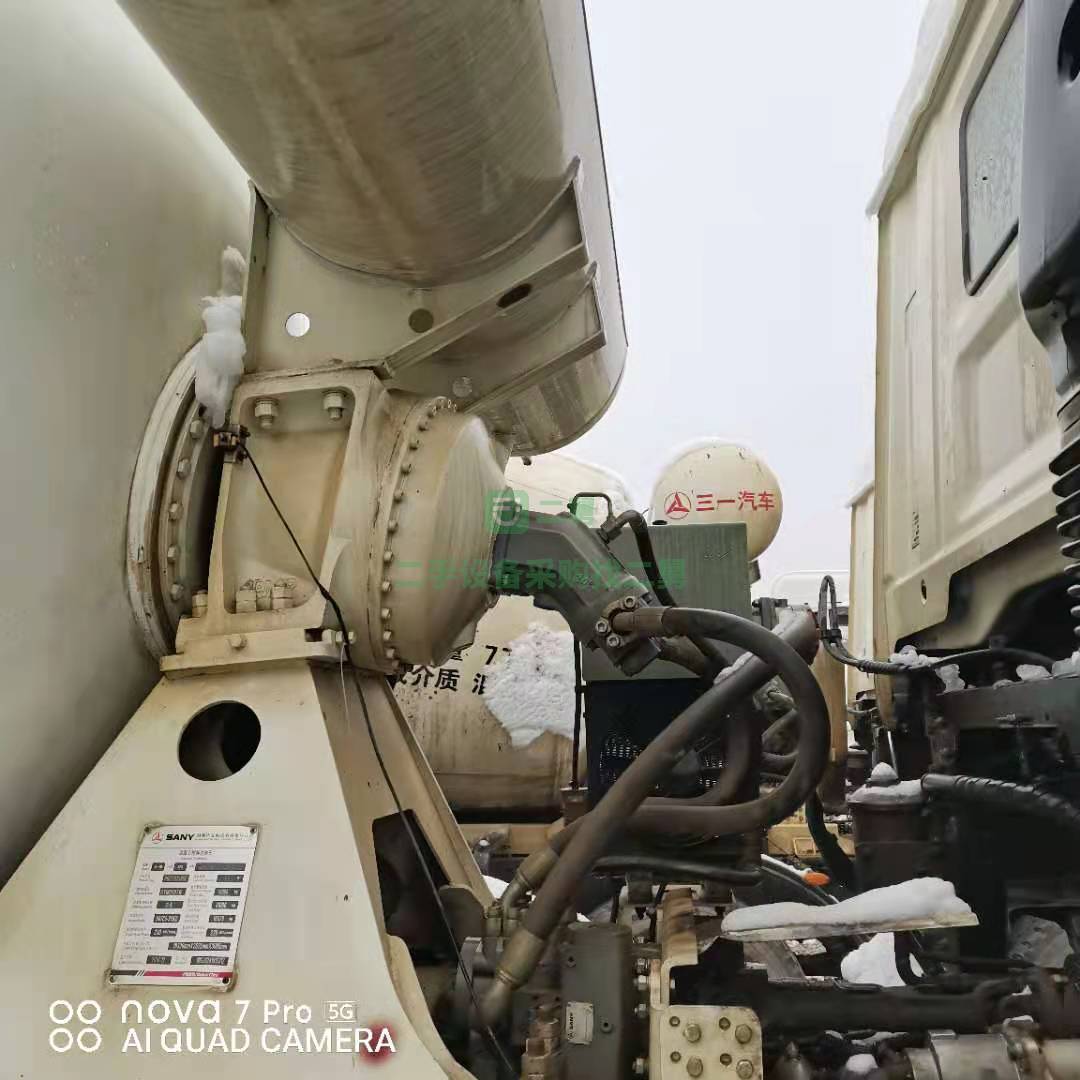 急售一臺19年三一輕量化12方攪拌車 價格不高