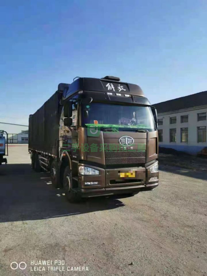 遼寧出售二手的解放J6/350馬力錫柴發動機貨車