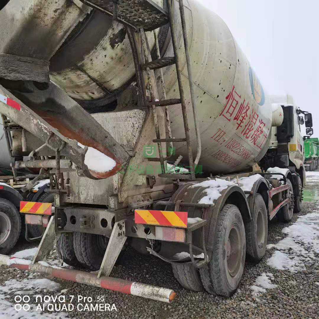 急售一臺19年三一輕量化12方攪拌車 價格不高